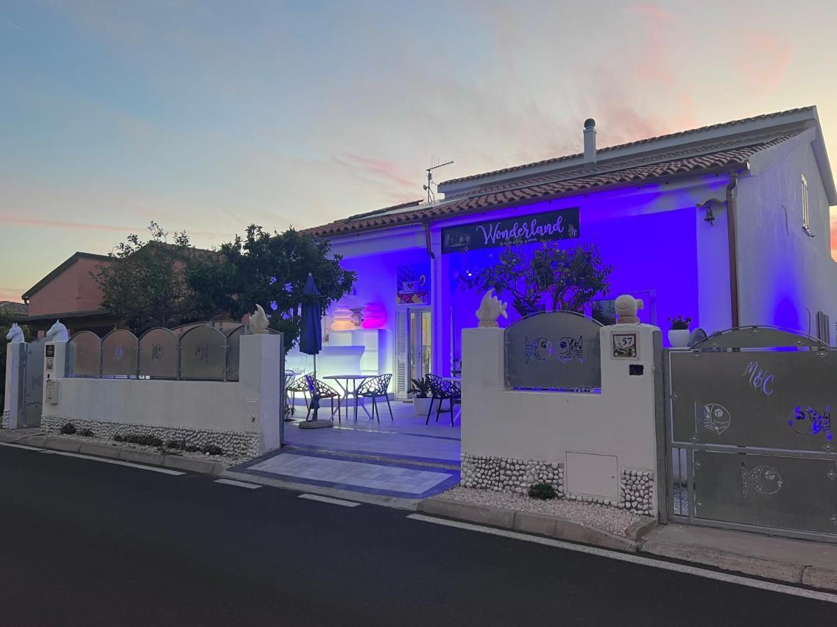 Hotel Wonderland à San Teodoro  Extérieur photo