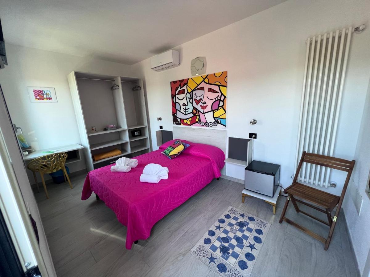 Hotel Wonderland à San Teodoro  Extérieur photo