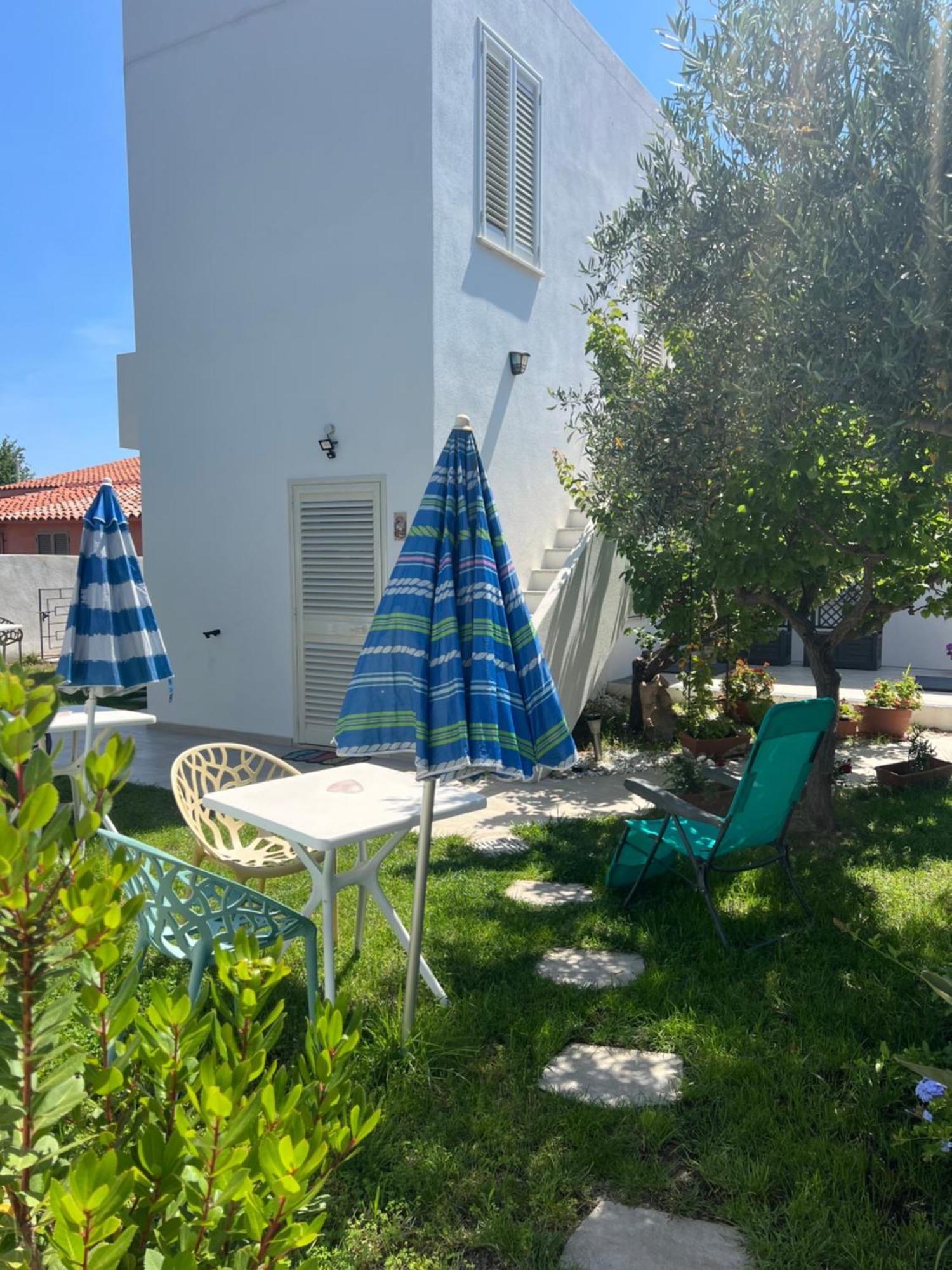 Hotel Wonderland à San Teodoro  Extérieur photo